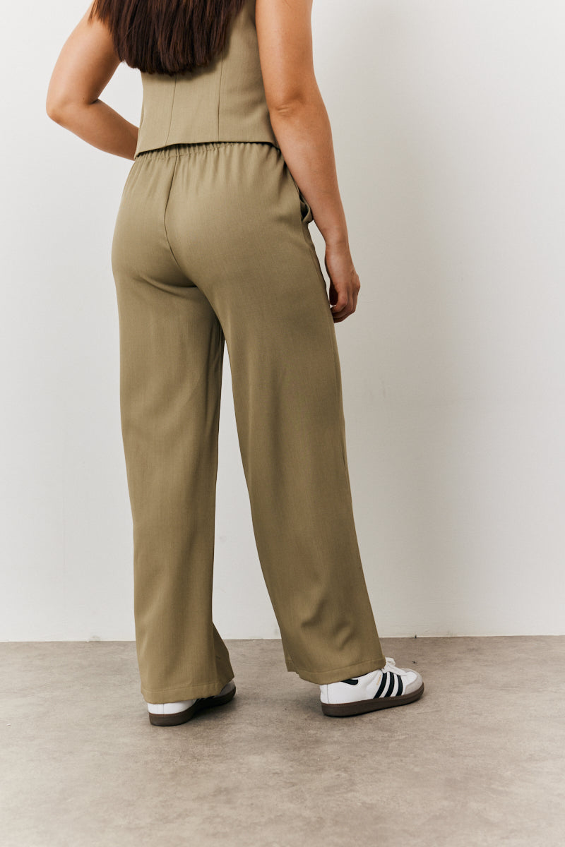 Elasticated Mid Rise Wide Leg Trouser