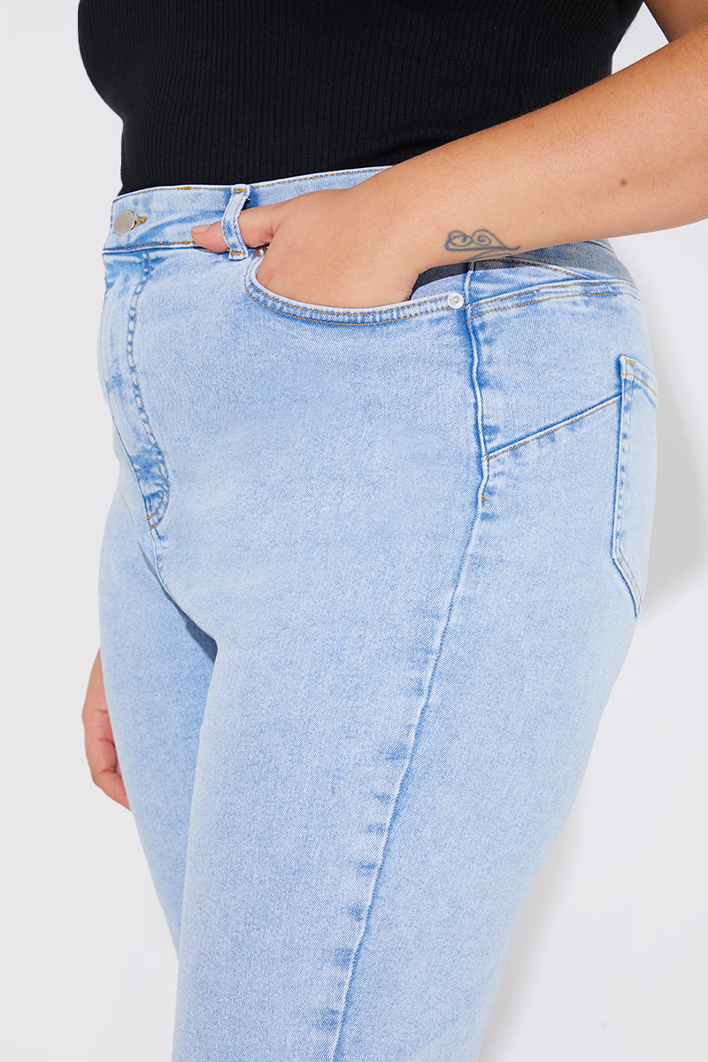 Light Wash Sculpt Shaper Jean
