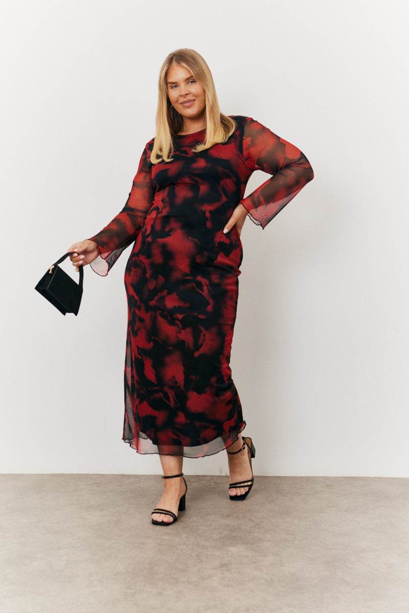 Abstract Print Mesh Open Back Detail Maxi Dress - InTheStyle