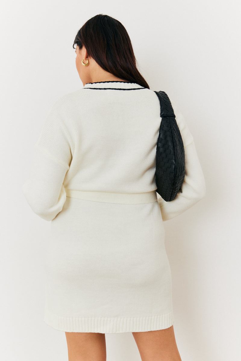 Contrast Binding Belted Knit Cardigan Dress
