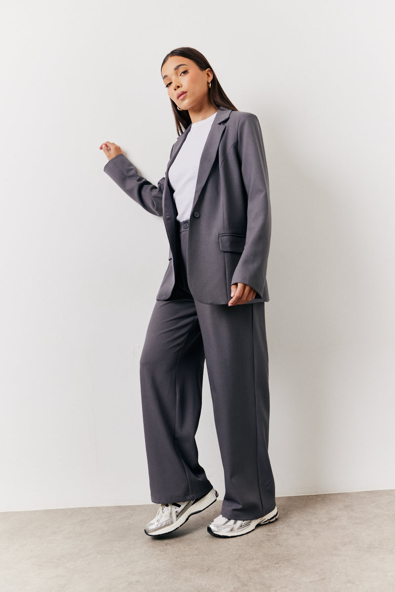 Relaxed Pocket Detail Blazer