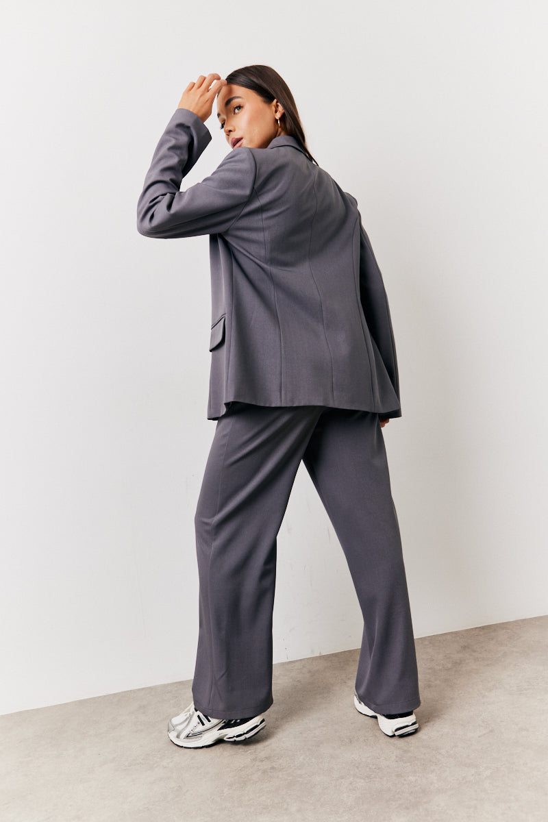 Relaxed Pocket Detail Blazer