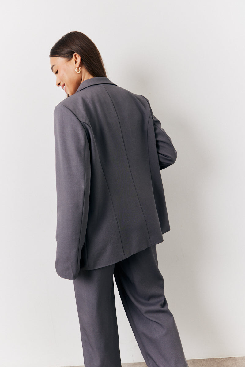 Relaxed Pocket Detail Blazer