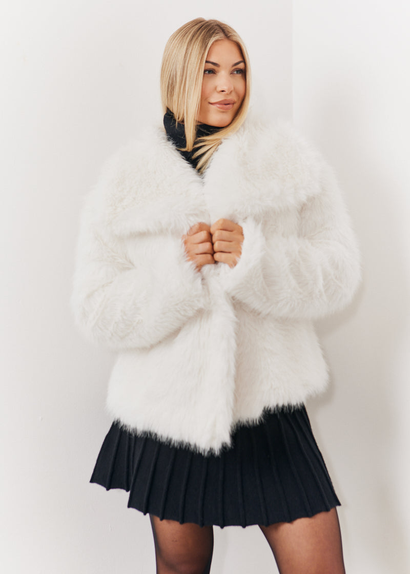 Oversized Collared Faux Fur Coat