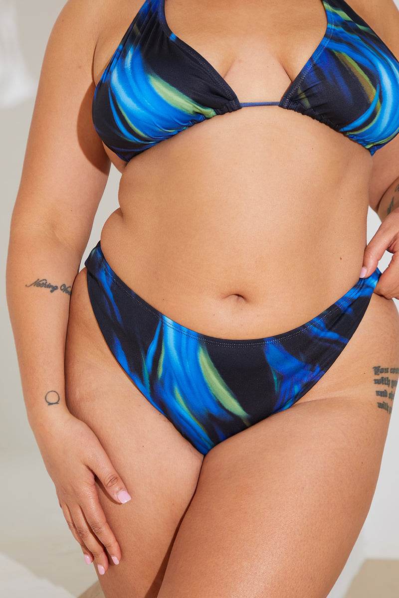 Abstract Print Boomerang Bikini Bottoms - InTheStyle
